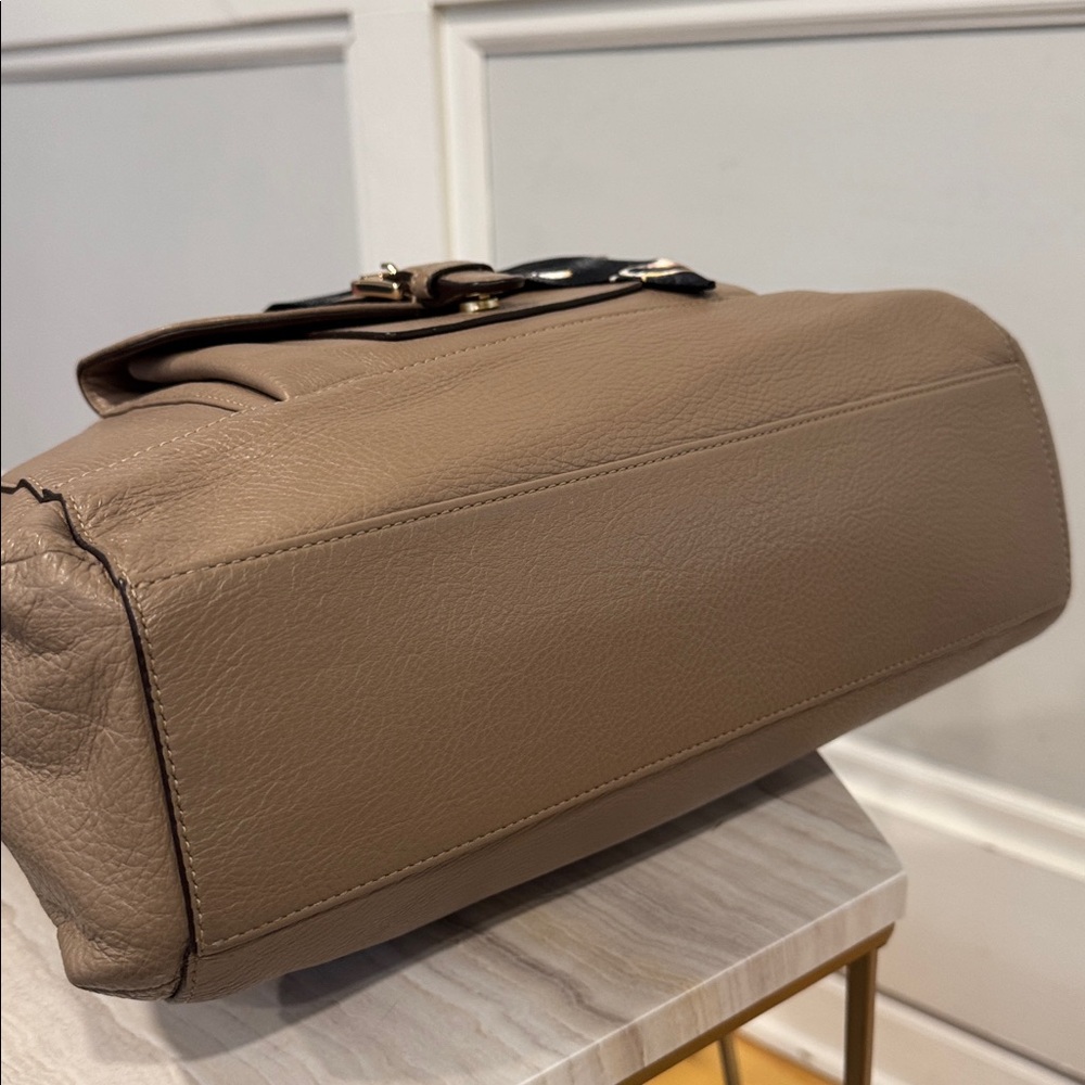 Coach Bag Charlie Tan Shoulder Bag - Picture 10 of 17